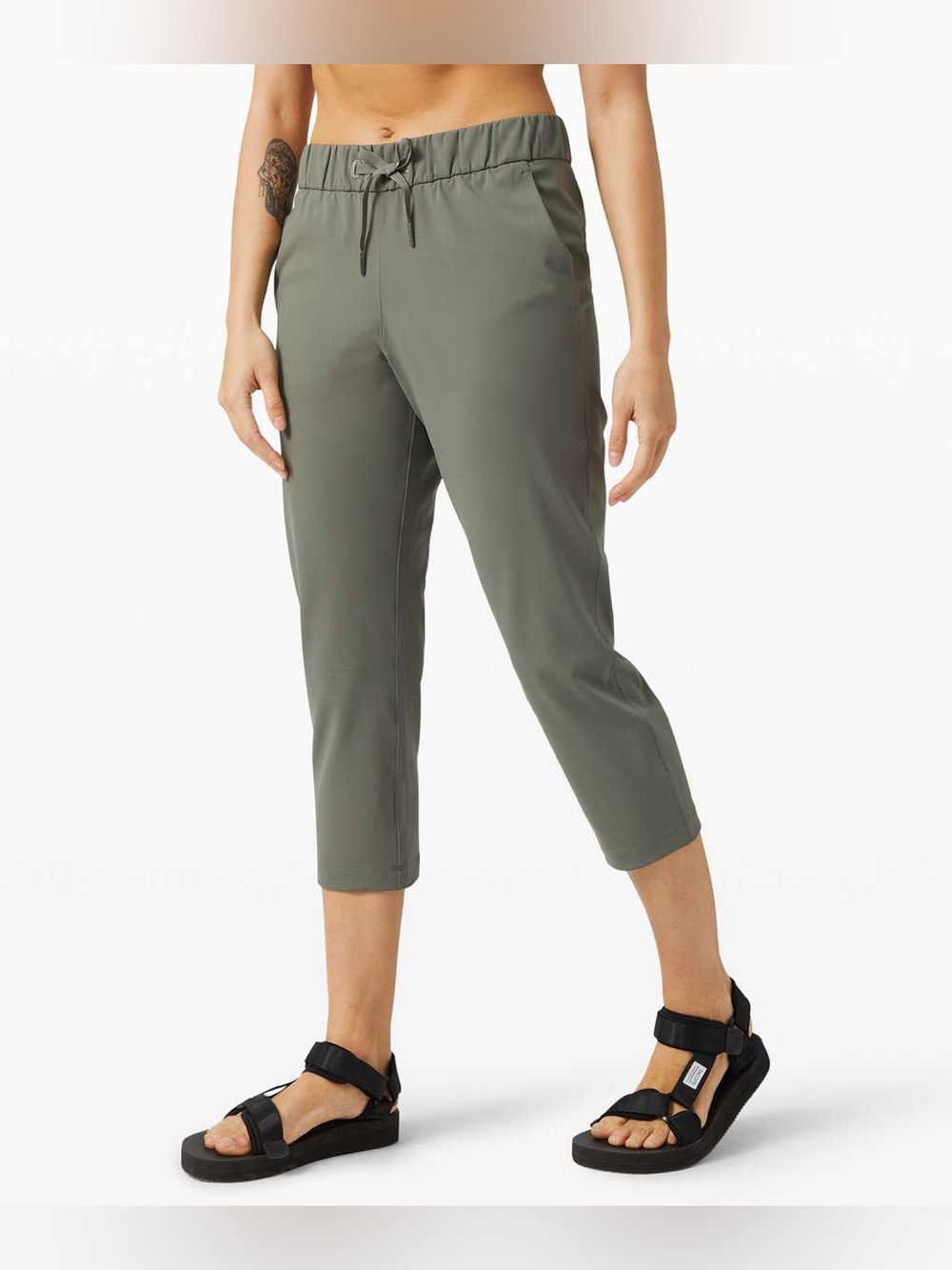 Lululemon On the Fly Crop *23" Grey Sage